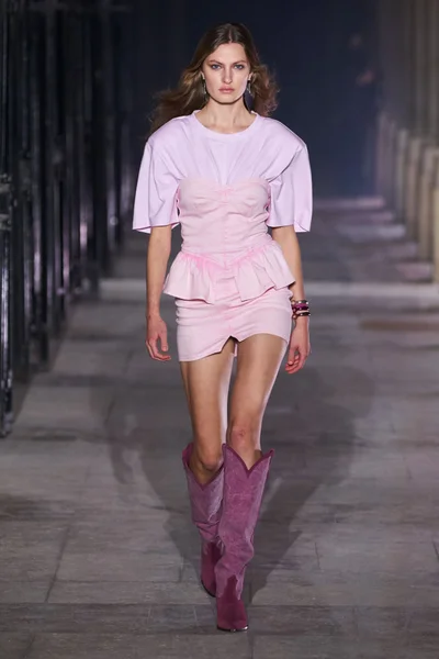 Look 2